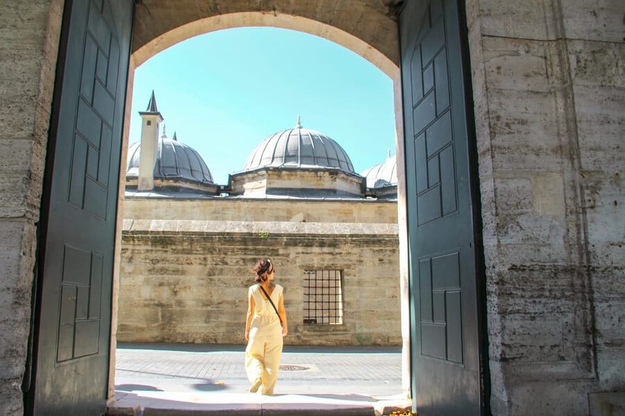 Istanbul: Bespoke Tour with Guide and Skip-the-Line Entries - Why this private bespoke format works in Istanbul
