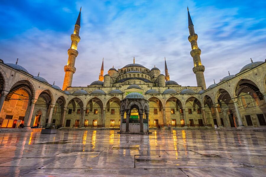 Istanbul: Best City Highlights Guided Tour with Tukish Lunch - Hotel pickup and the Mercedes minibus, where the day starts right
