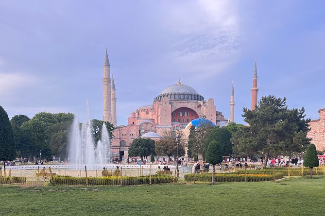 ISTANBUL BEST: Iconic Landmarks Full Day PRIVATE Guided City Tour - Hagia Sophia Grand Mosque: dome scale and layers you can spot fast