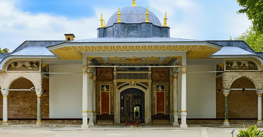 Istanbul: Best of Old City Full-Day Tour with Transfers - Why starting at the Hippodrome of Constantinople makes sense
