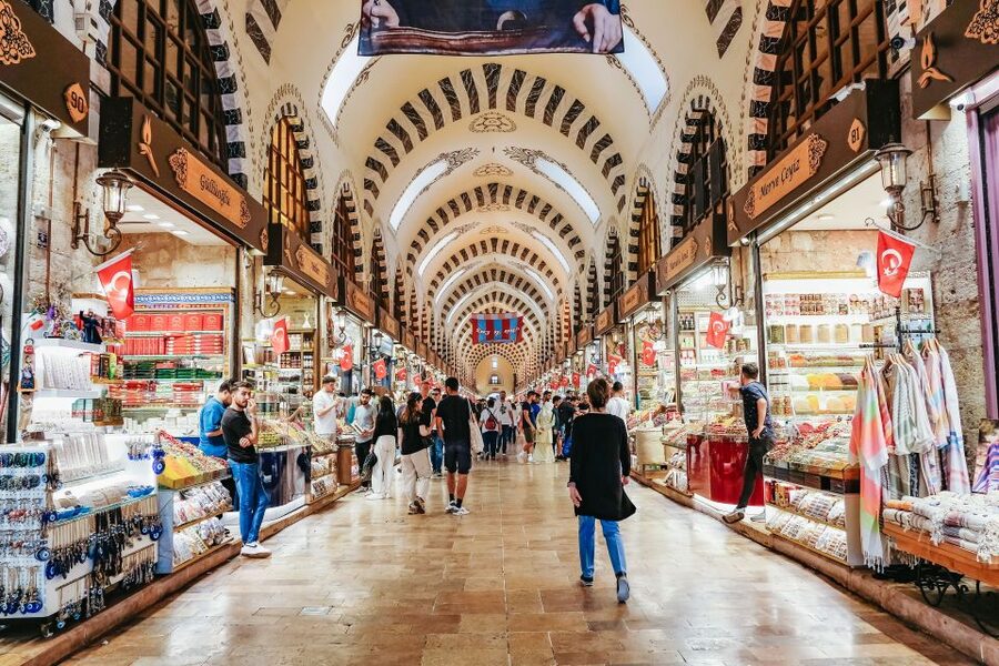 Istanbul: Best of the City 1, 2 or 3-Day Private Guided Tour - Day 1 around Sultanahmet: Hagia Sophia, Blue Mosque, Topkapi, and the bazaars