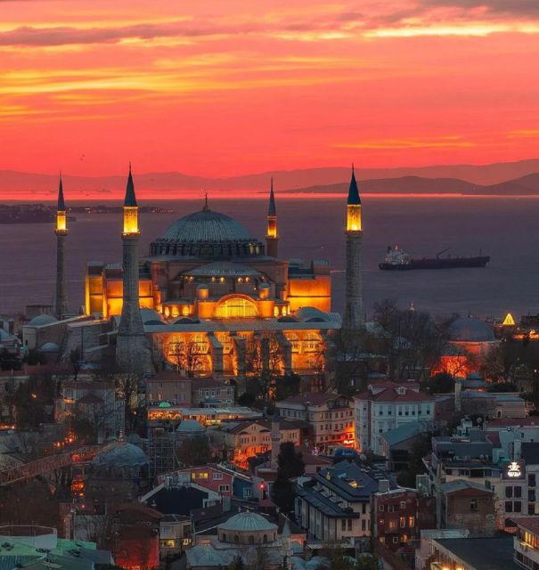 Istanbul Best : Private Guided Istanbul Cultural City Tour - Sultanahmet Square, the Hippodrome area, and the obelisks that started arguments