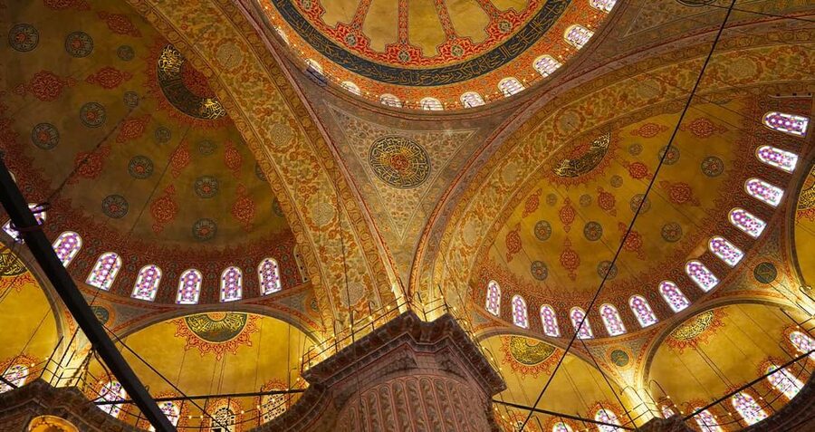 Istanbul: Blue Mosque Guided Tour & Basilica Cistern Ticket - Where you start: Dsign Cafe near the Hippodrome