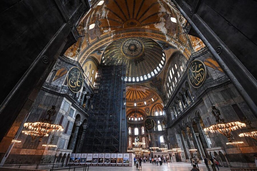 Istanbul: Blue Mosque, Hagia Sophia, & Basilica Cistern Tour - Who should book this tour, and who might prefer a different style