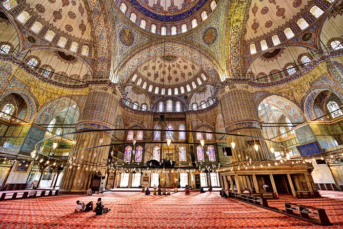 Istanbul: Blue Mosque, Hagia Sophia, & Basilica Cistern Tour - Blue Mosque inside: what the guide helps you notice
