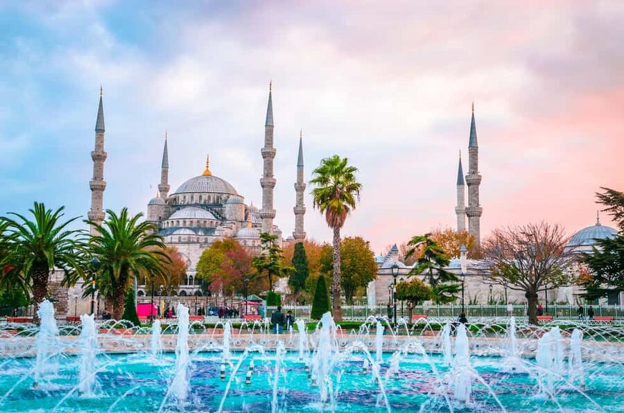 Istanbul: Blue Mosque, Hagia Sophia, & Old Town Walking Tour - Hippodrome obelisks: where the public gathered and the symbols still show