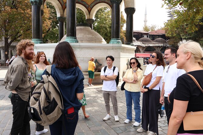 Istanbul: Blue Mosque, Hagia Sophia & Sultanahmet Tour - Timing, Crowds, and How the Lines Can Affect Your Experience