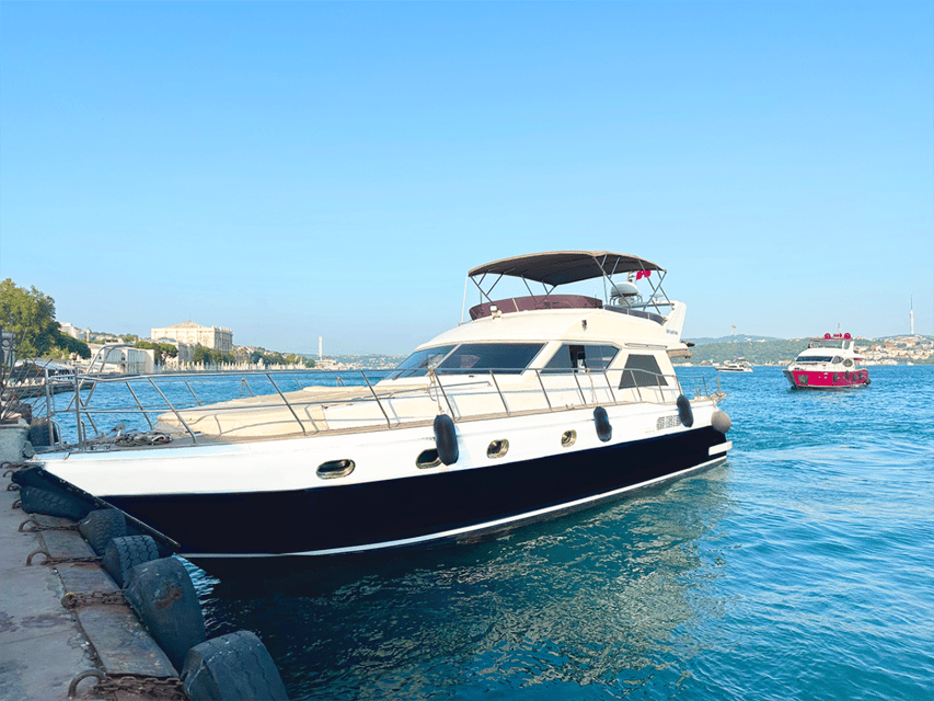 Istanbul: Bosphorus and Golden Horn Sunset Yacht Cruise - Maiden’s Tower, Topkapı, Galata: the Golden Horn approach