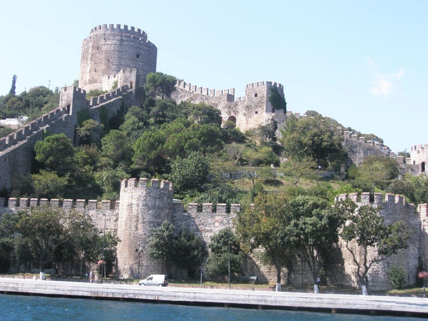Istanbul: Bosphorus Boat Cruise - Beylerbeyi Palace, timber houses, and the shoreline texture