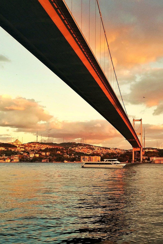 Istanbul: Bosphorus Boat Cruise - Meeting at Armada Hotel and how to avoid stress