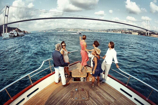 Istanbul Bosphorus Boat Cruise Tour ( MORNİNG or SUNSET ) - Beylerbeyi Palace plus Maiden’s Tower: the pause that makes sunset tours work