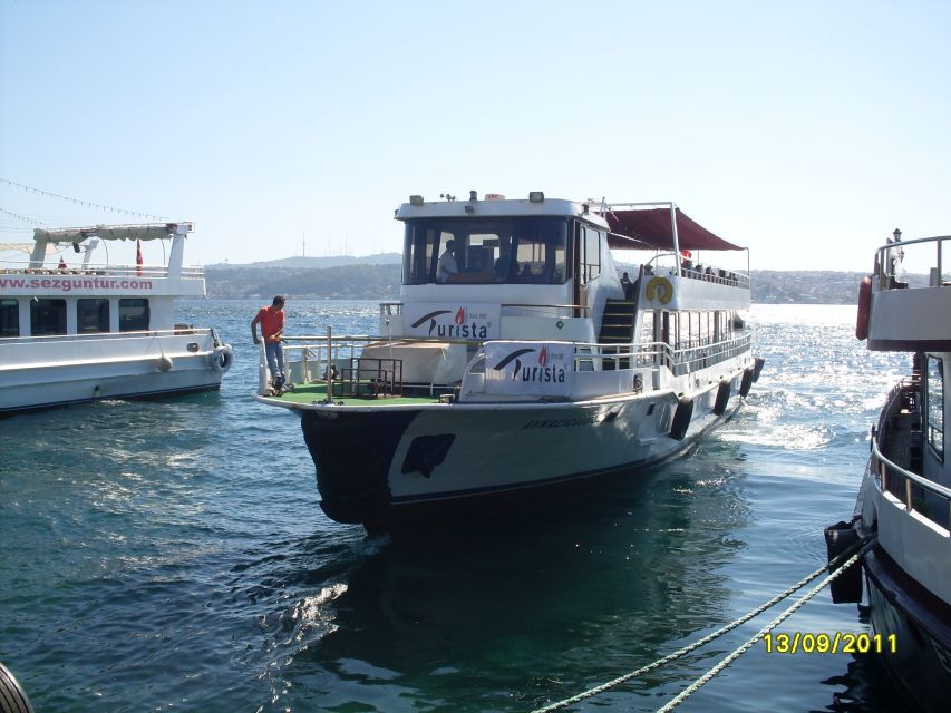 Istanbul: Bosphorus Boat Tour and Two Continents with Lunch - Key highlights you will actually notice
