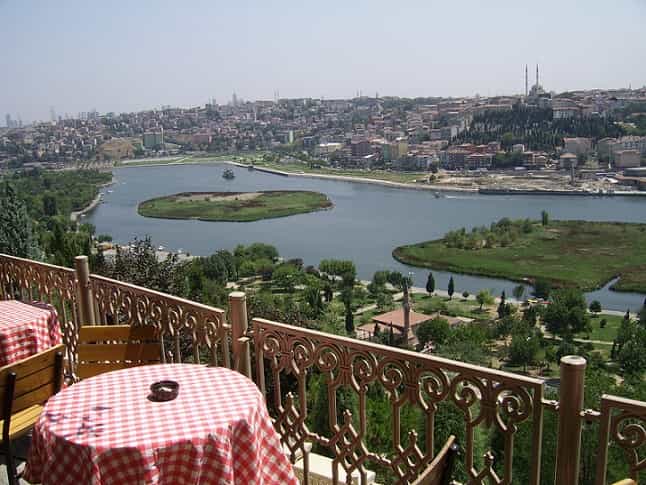 Istanbul: Bosphorus Cruise and Golden Horn Bus Tour - Getting Oriented: Meeting Outside Marmara Taksim and Then Going by Water