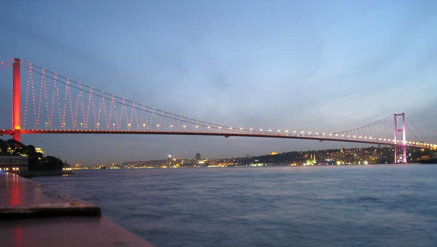 Istanbul: Bosphorus Cruise By Night - Start with Galata Tower, then slide past Dolmabahçe’s nighttime elegance
