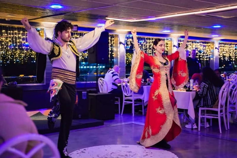Istanbul: Bosphorus Cruise Dinner, Show & Alcoholic Drinks - Landmark spotting from the water: Hagia Sophia, Topkapı, Dolmabahçe, Maiden’s Tower