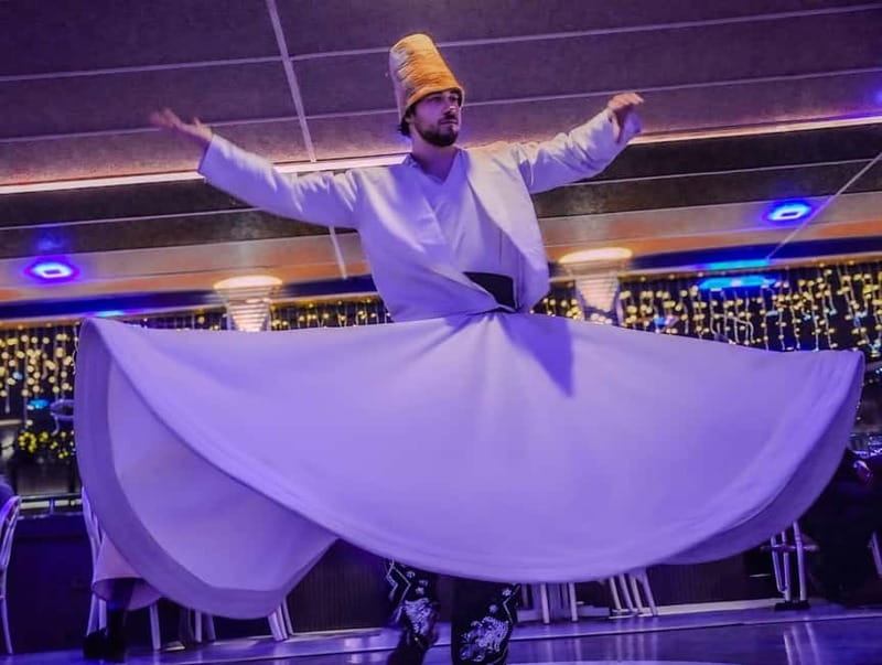 Istanbul: Bosphorus Cruise Dinner, Show & Alcoholic Drinks - Mixed feedback: how to set expectations and avoid the usual disappointments