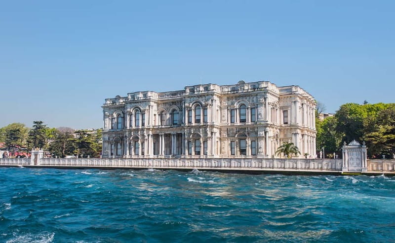 Istanbul: Bosphorus Cruise, Golden Horn, & Pierre Loti Hill - Fatih shopping and quick Turkish treats: keep it light, spend with intention
