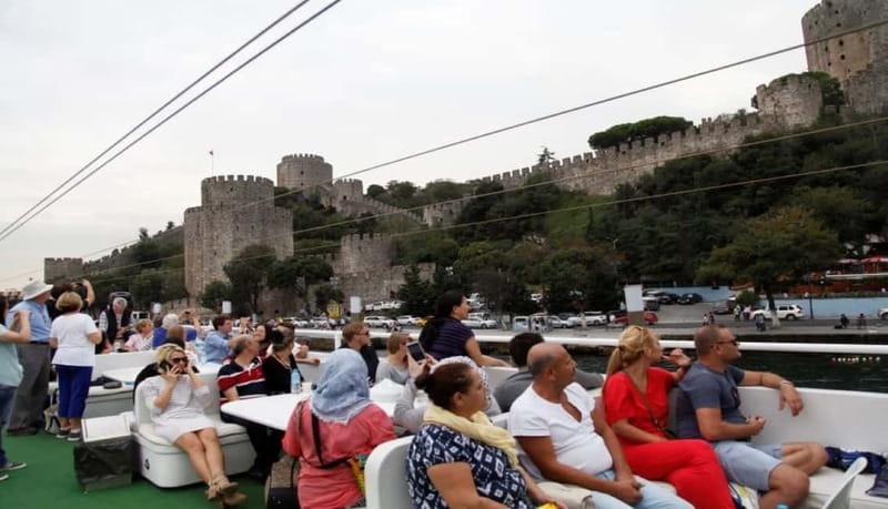 Istanbul: Bosphorus Cruise, Golden Horn, & Pierre Loti Hill - Price and value: why $31 can work in Istanbul