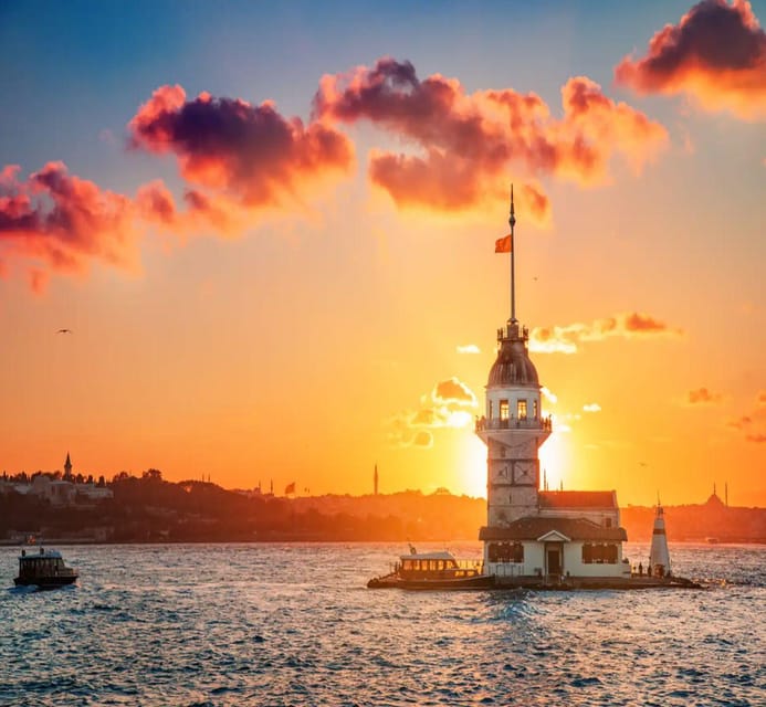 Istanbul: Bosphorus Cruise Morning or Sunset Boat Tour - The guide, English narration, and the audio twist to know