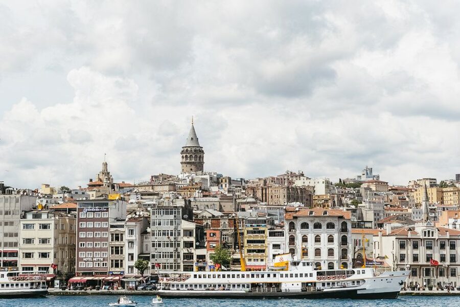 Istanbul: Bosphorus Cruise w/Audio Guide and Sunset Option - Sunset option: yes, it’s great, but bring a real layer
