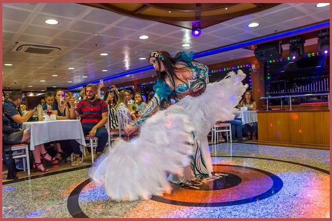 Istanbul Bosphorus Cruise with Dinner and Belly-Dancing Show - Comfort, Crowds, and the Reality of Boat Seating