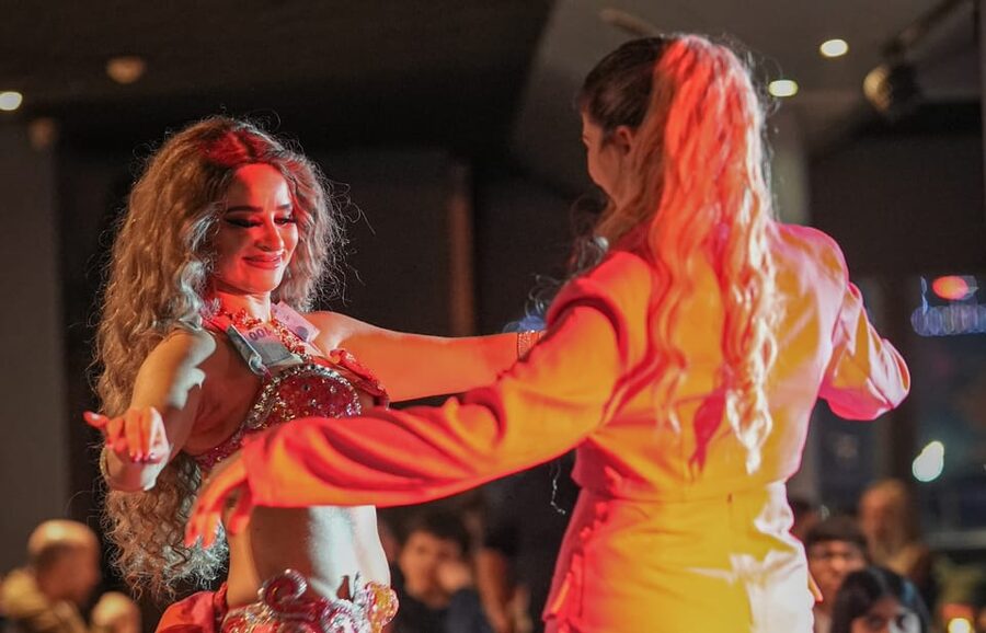 Istanbul: Bosphorus Cruise with Dinner Show - Service and atmosphere on the boat: the names people remember