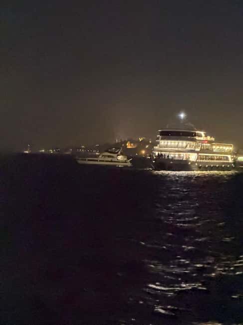 İstanbul:Bosphorus Dinner Cruise & Soft and Alcohol Drinks - Should you book this Bosphorus Dinner Cruise?