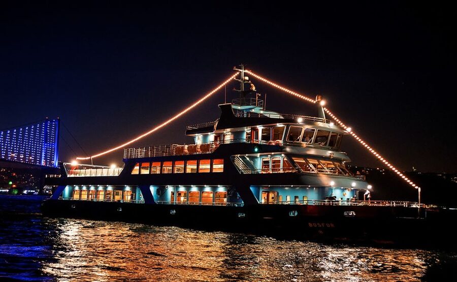Istanbul: Bosphorus Dinner Cruise w/ Drinks & Entertainment - Key highlights for this Bosphorus dinner cruise