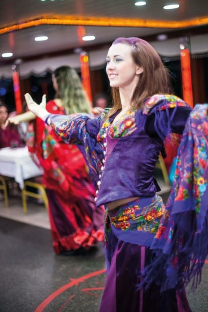 Istanbul: Bosphorus Dinner Cruise with Entertainment - Views, Photos, and Comfort: How to Get the Best Experience