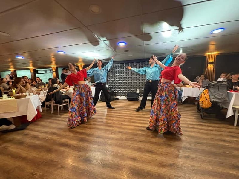 Istanbul: Bosphorus Dinner Cruise with Live Entertainment - Should You Book the Istanbul Bosphorus Dinner Cruise?