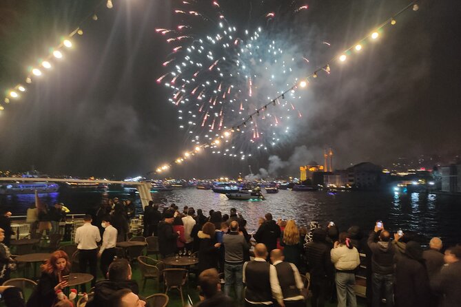 Istanbul Bosphorus New Year's Eve Dinner Cruise Party in Istanbul - Group Size and Vibe: When This Party Works (and When It Doesn’t)