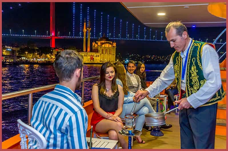 Istanbul: Bosphorus Night Dinner Cruise with Private Table - Why this Bosphorus night dinner cruise works