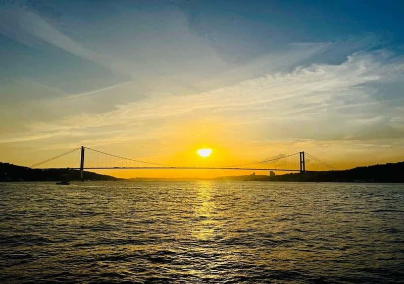 Istanbul: Bosphorus Private Guided Yacht Cruise with Snacks - Dolmabahçe, Çırağan, Ortaköy Mosque, and the Bridges Close Up