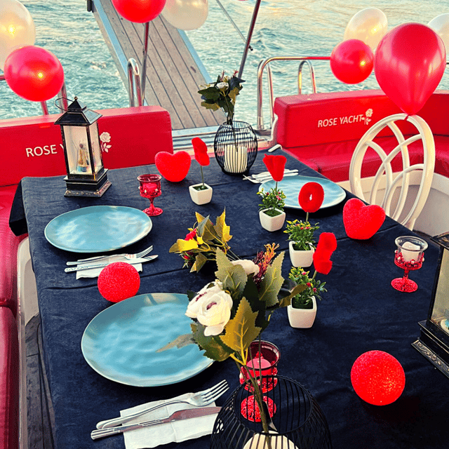 İstanbul: Bosphorus Private Yacht Cruise with Tea and Coffee - The 2-hour cruise route: what you’ll see from the water