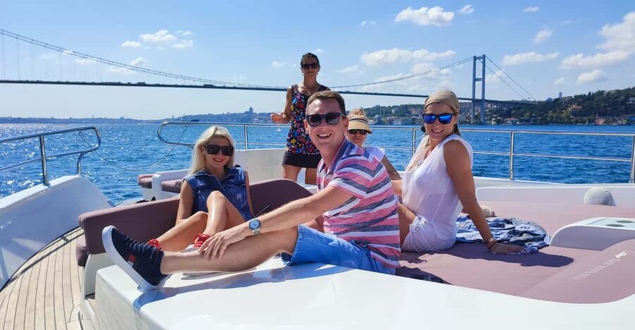 Istanbul: Bosphorus Strait and Black Sea Lunch Cruise - Lunch onboard: two courses, seasonal fruit, and staying comfortable on a boat
