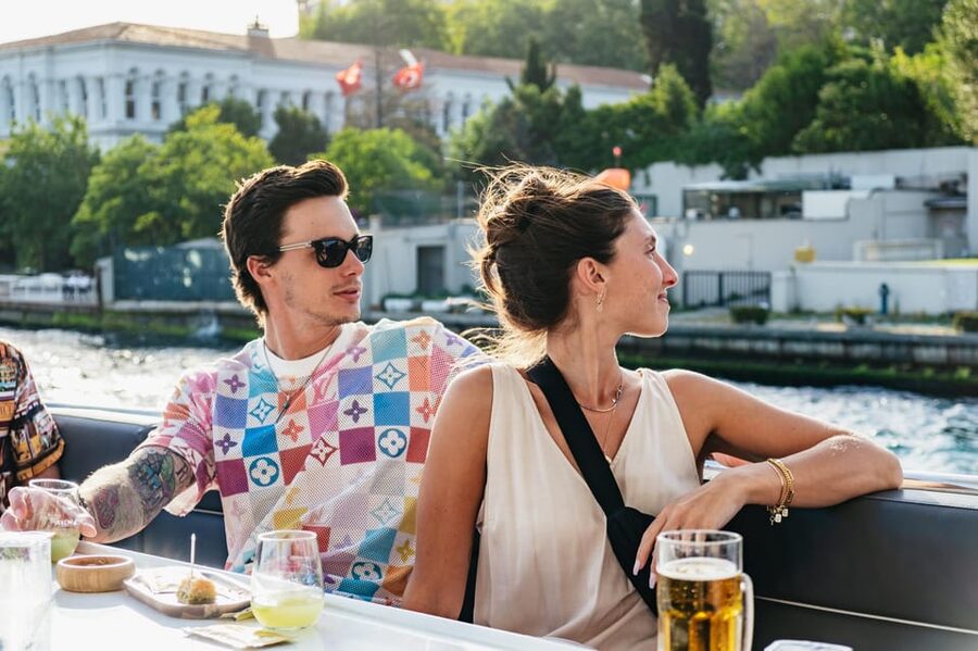 Istanbul: Bosphorus Sunset Cruise on a Luxury Yacht - Onboard comfort: snacks, tea, and what to pack for real weather