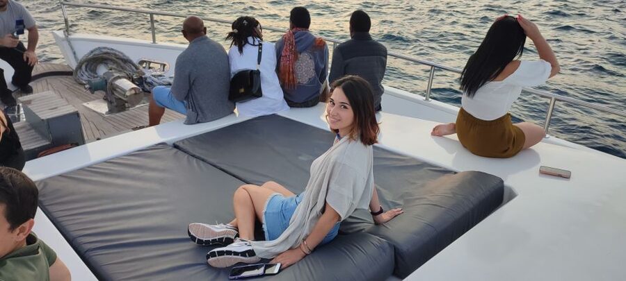 Istanbul: Bosphorus Sunset Cruise on Yacht with Live Guide - Price and value: why $19 feels fair for a 135-minute sunset