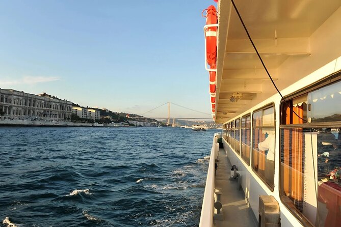 Istanbul Bosphorus Sunset Cruise Tour (Guided) - Crossing to Asia: Fatih Sultan Mehmet Bridge and the Shift in Views
