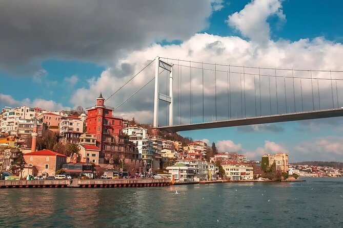 Istanbul Bosphorus Sunset Cruise Tour (Guided) - Anadolu Fort, Küçüksu Castle, and a Wedding Maybe Happening