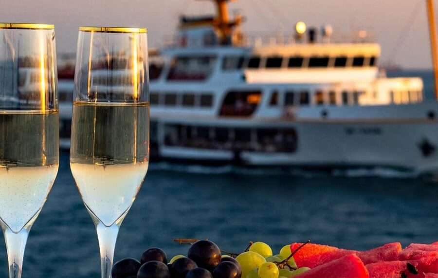 Istanbul: Bosphorus Sunset Cruise with Drinks & Snack - Key Bits You Should Know Before You Go