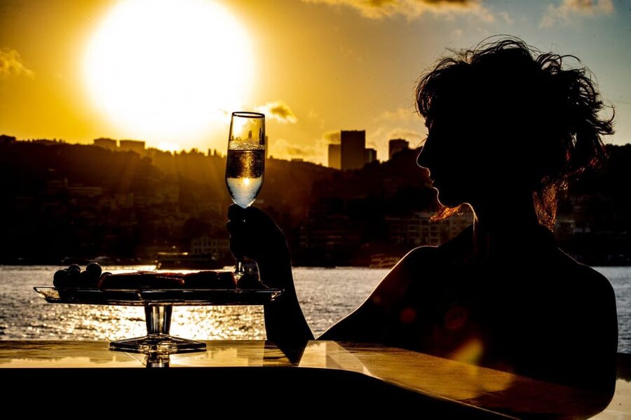 Istanbul: Bosphorus Sunset Cruise with Drinks & Snack - Big Istanbul Icons: Hagia Sophia, Topkapi, and Galata From the Water