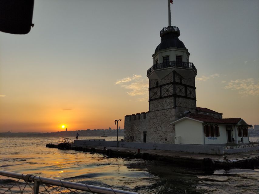 Istanbul: Bosphorus Sunset Cruise with Snacks and Wine - Should you book the Bosphorus Sunset Cruise?