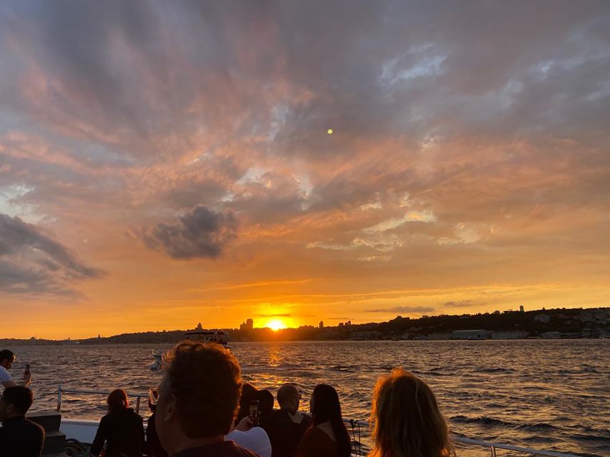Istanbul: Bosphorus Sunset Cruise with Snacks and Wine - Who should book this cruise, and who should skip it