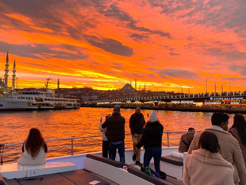 Istanbul: Bosphorus Sunset Yacht Cruise with Live Guide - Snacks, tea, and baklava: not a gimmick, but a real onboard break