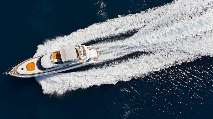 Istanbul: Bosphorus Yacht Cruise - The European side starts with the Galata Bridge area
