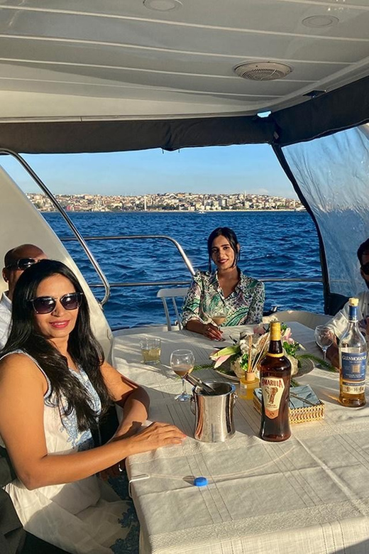 Istanbul: Bosphorus Yacht Cruise at Sunset with Snacks - Key reasons this sunset cruise is worth your time