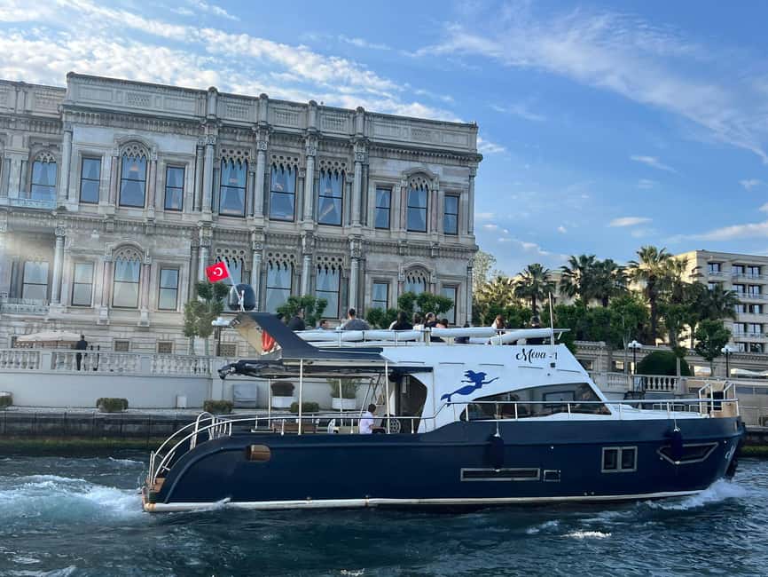 Istanbul: Bosphorus Yacht Cruise with Golden Horn View - Your route, stop by stop: the sights in plain English