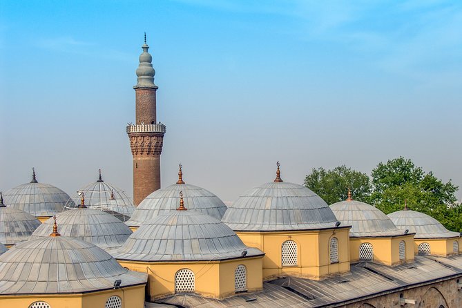 Istanbul: Bursa and Uludag Mountain Day Trip with Cable Car - Bursa in the morning: Green Mosque and Green Tomb