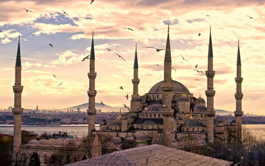 Istanbul: Byzantine and Ottoman Relics Tour with Local Guide - The walkable Old City route, built for context (not checklists)
