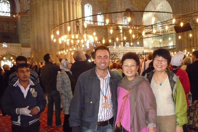 Istanbul Byzantine and Ottoman Tour: Hagia Sophia, Topkapi Palace, Blue Mosque and Grand Bazaar - The “best-of” Istanbul logic behind this 8-hour route